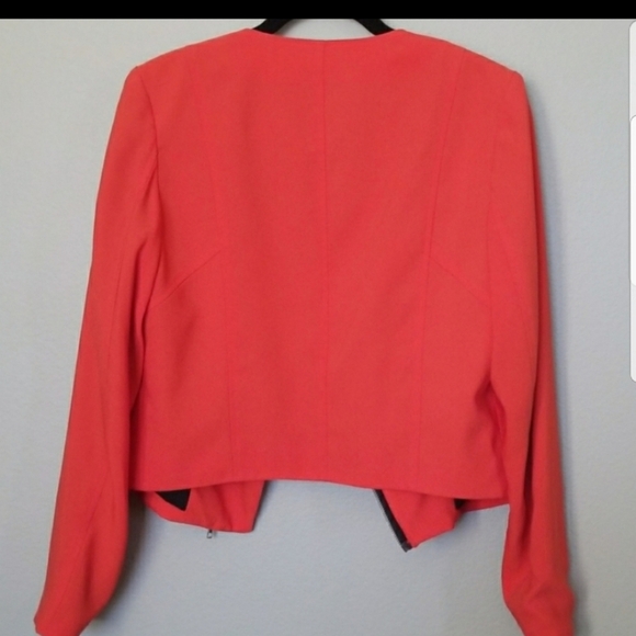 Bar lll Workplace Siren bold orange moto Asymmetrical crop jacket large - Picture 4 of 5